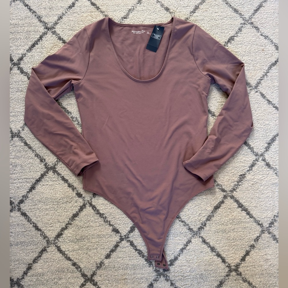 Abercrombie & Fitch bodysuit